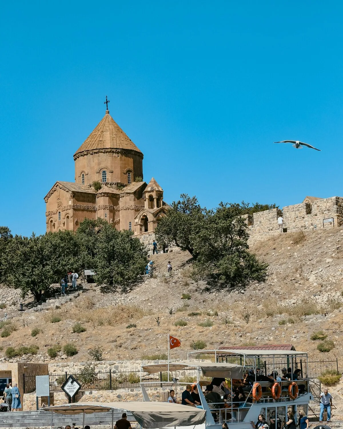 Van Gölü ve Akdamar Adası